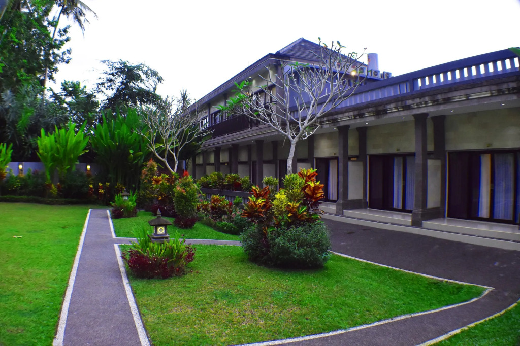 Purnama Hotel