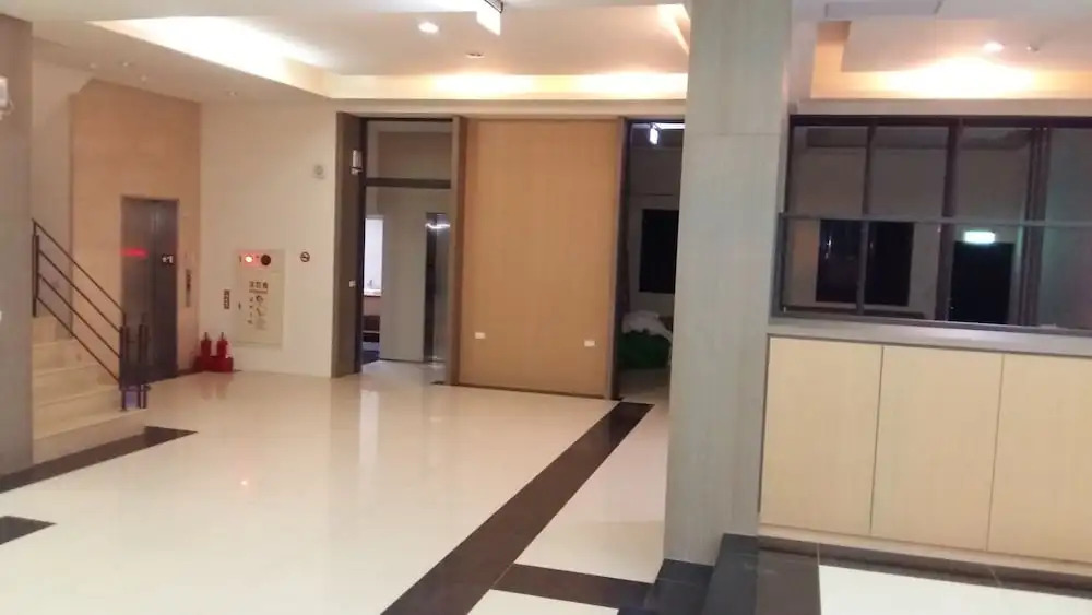 Yi Da Lakeside Hotel