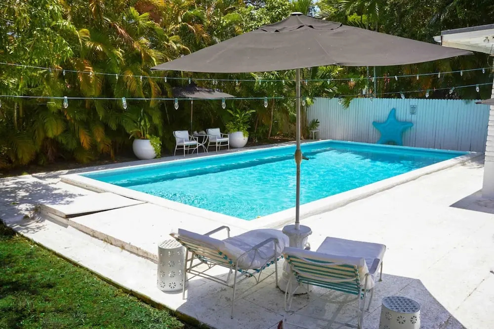 Miami Pool Cottage in El Portal