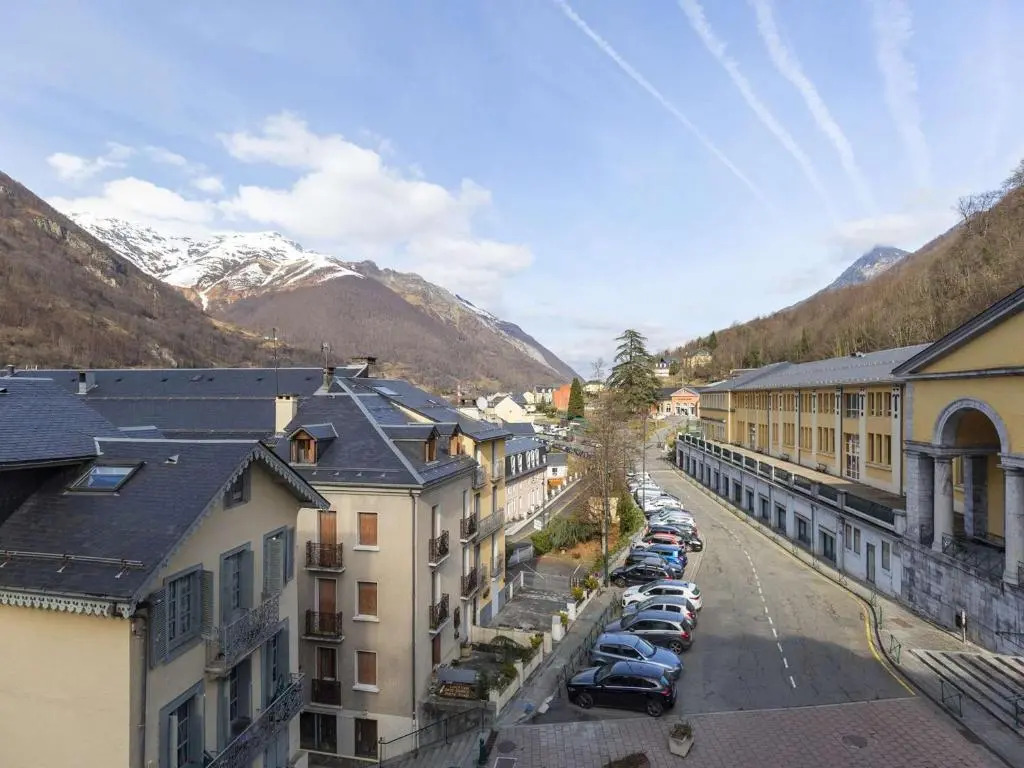 Appartement Cauterets, 3 pièces, 4 personnes - FR-1-401-26