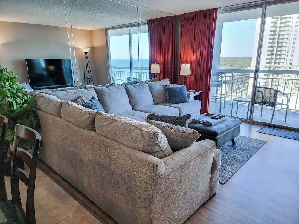 1201 South Hampton 2 Bedroom Condo