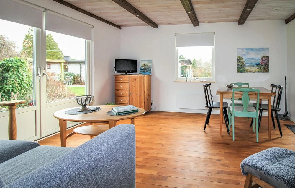Amazing Apartment in Beddingestrand With 1 Bedrooms