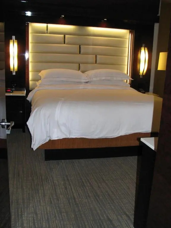 Suites at Elara Las Vegas Center Strip-No Resort Fees