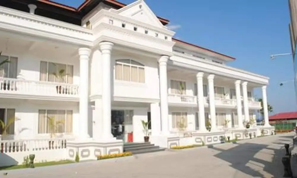 Royal Lotus Hotel