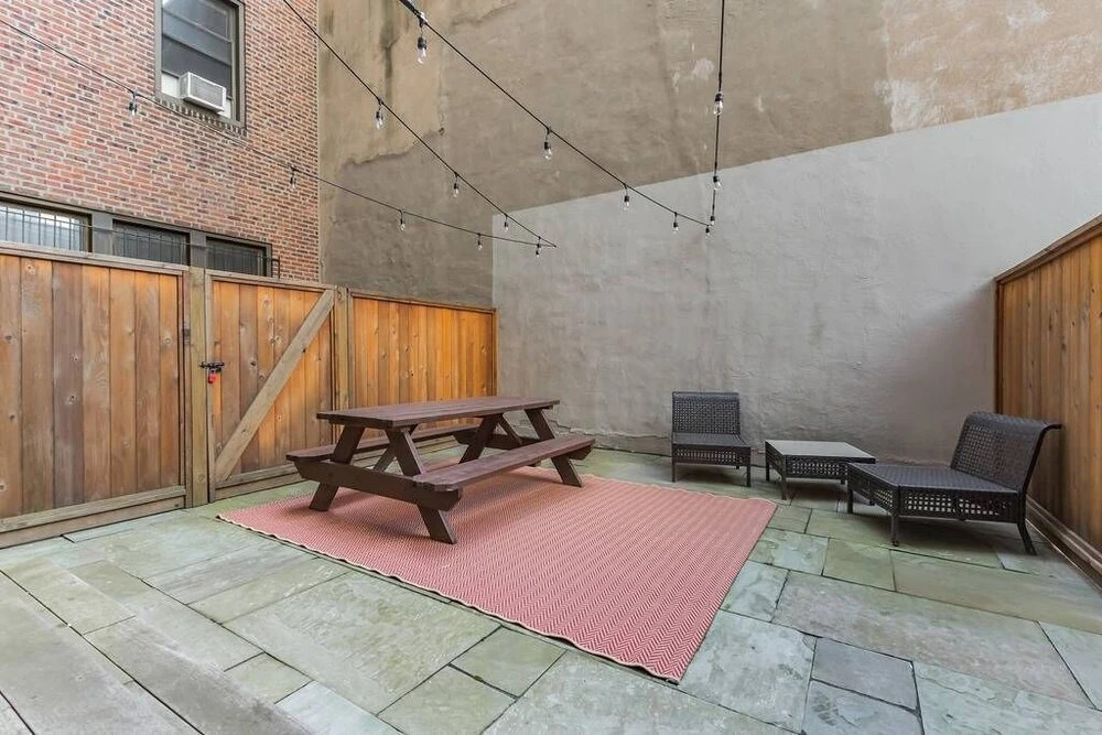 2031 Locust - Rittenhouse