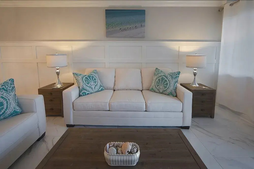Gulf Shore Condo #302 - 2 Br condo by RedAwning