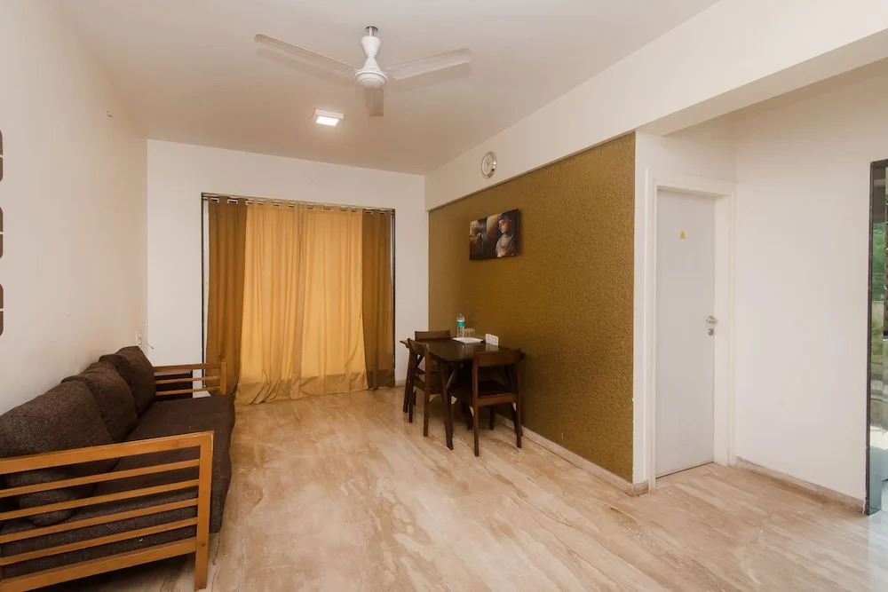 Capital O 23097 Iris Suites