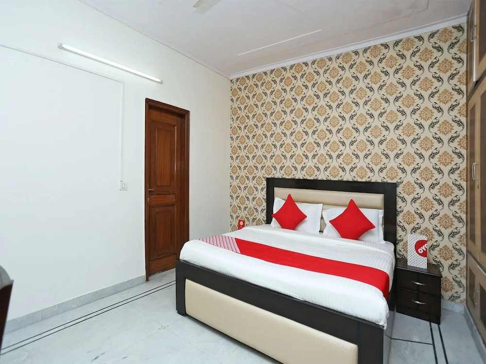 FabHotel Awesome Villa