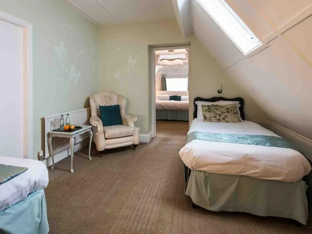 Maenan Abbey Hotel