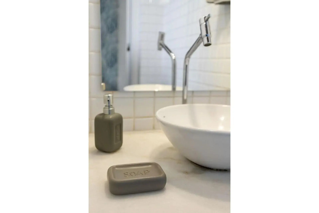 Concept Studio a 200m PRAIA de IPANEMA - Home Office Wi-Fi ilimitado 35mbps, NetFlix, Ar Condicionado, Cozinha Completa