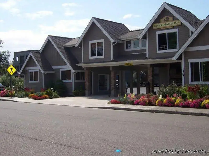 River House Inn, a Baymont by Wyndham