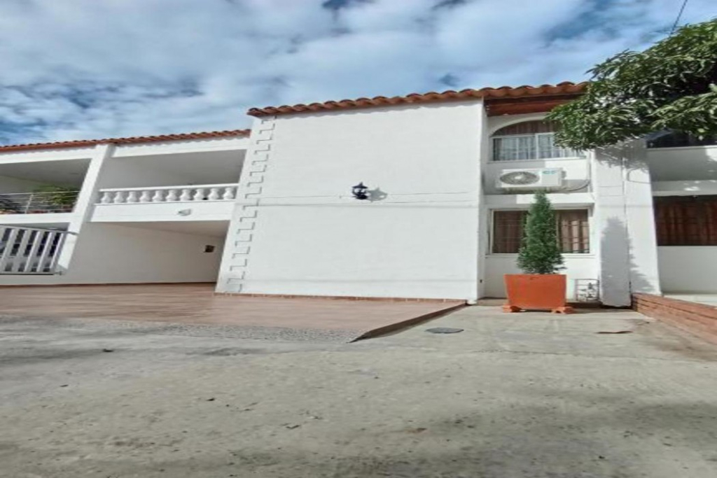 Casa Villa Elvia