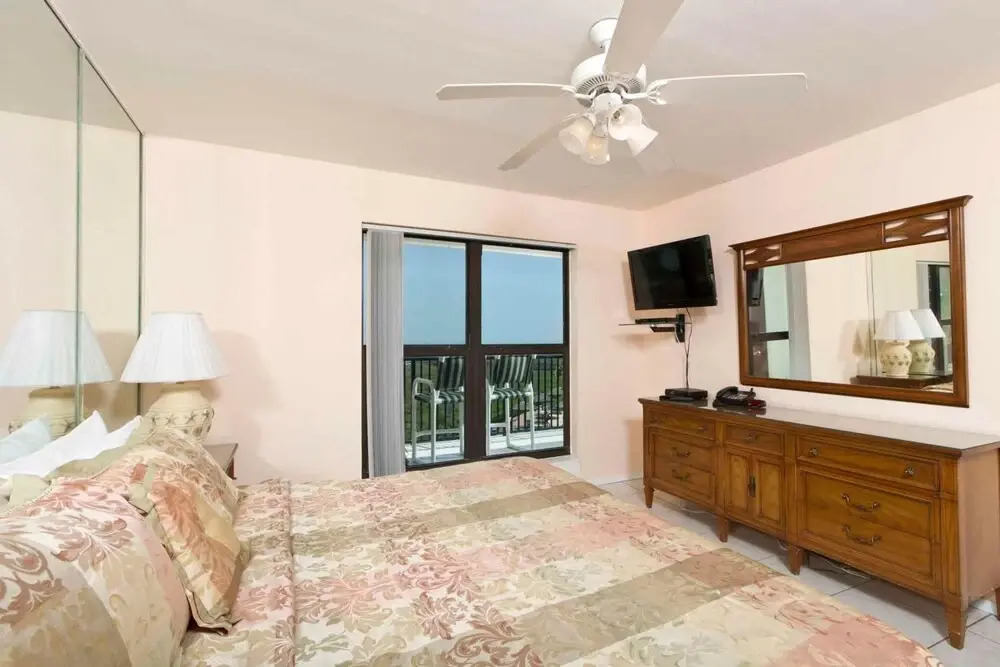 Saida I Condominium 404