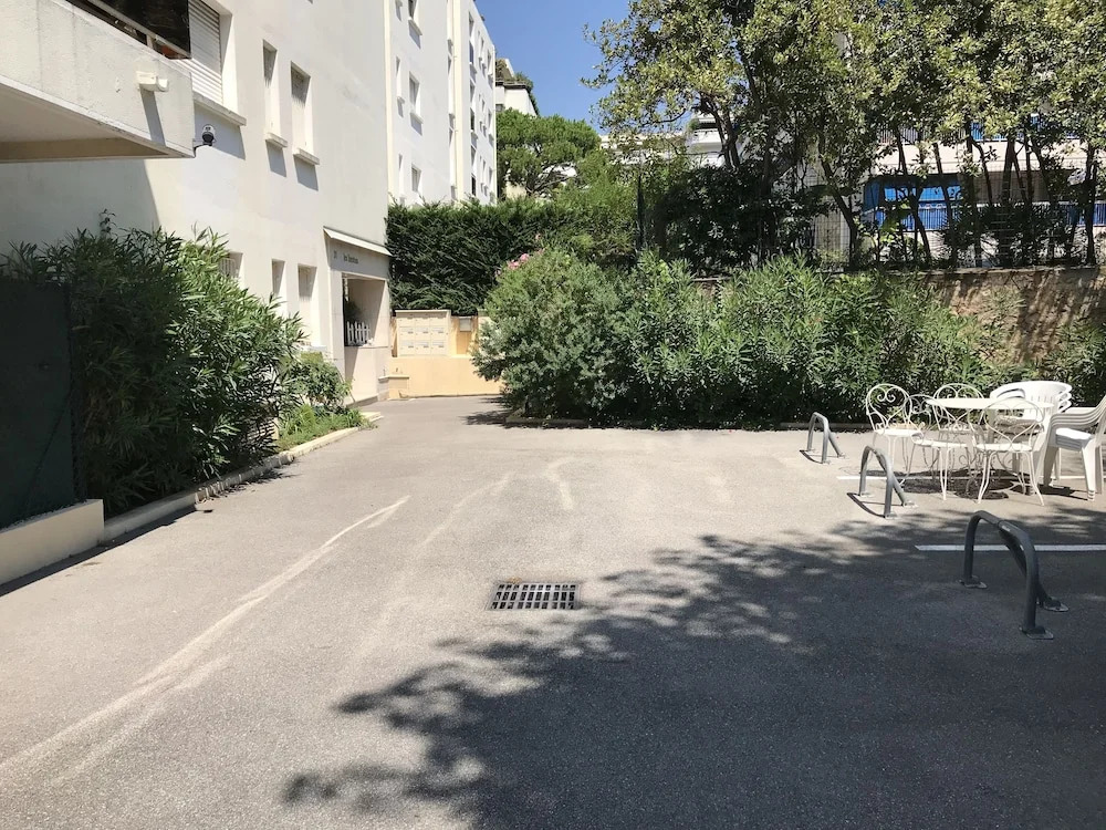 Blue Cannes Apartment