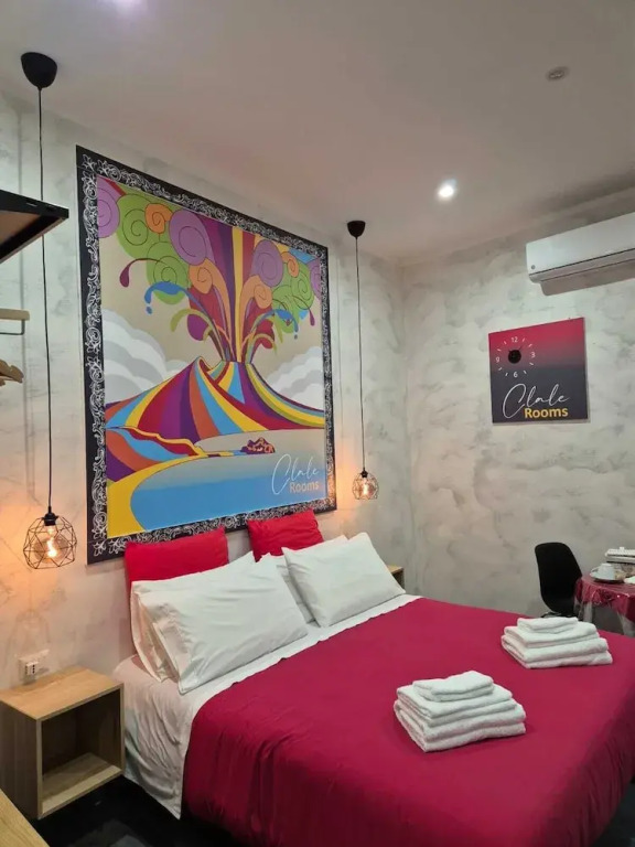 CLALE ROOMS