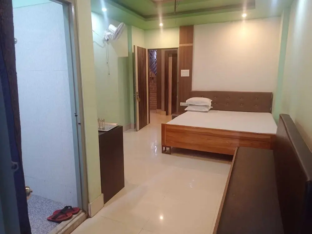 Hotel Royal Residency
