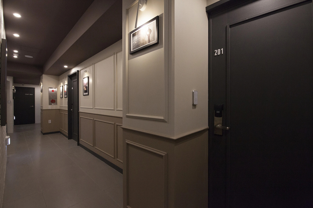 Hotel Gray