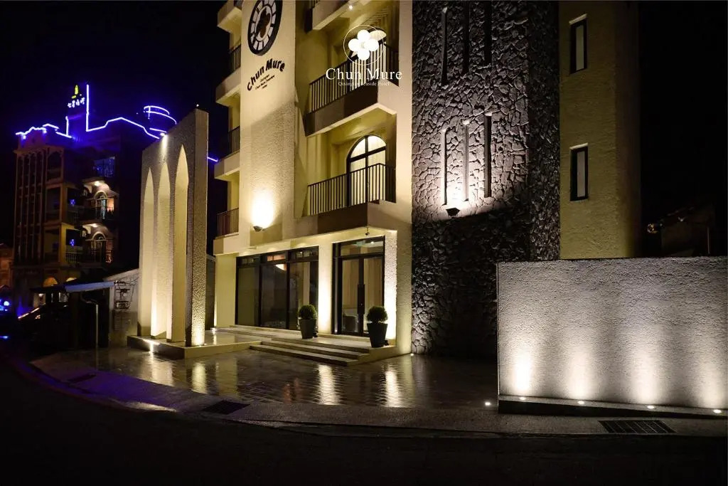 Chun Mure Hotel