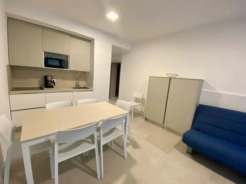 Cozy Accommodation 300m From the sea