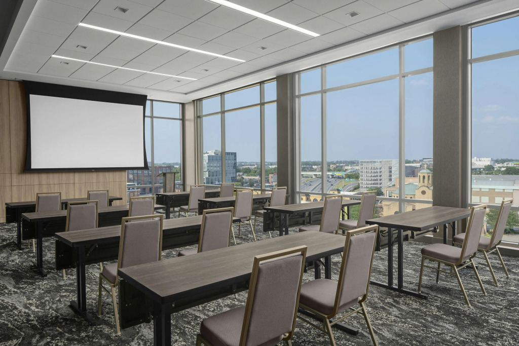 AC Hotel by Marriott Columbus Downtown