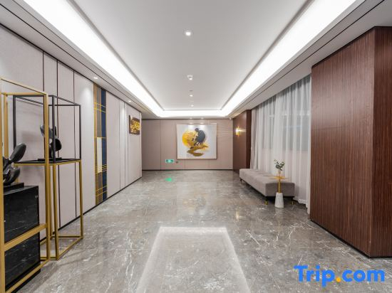 Homeinn Plus Hotel (Wuxi Hanjiang North Road Xindi Holiday Plaza)