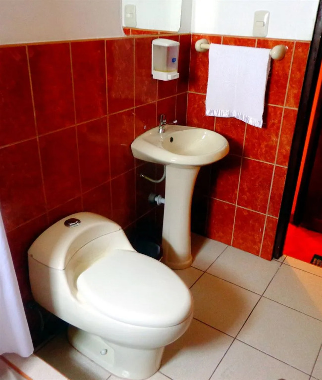 PAKARINA HOTEL