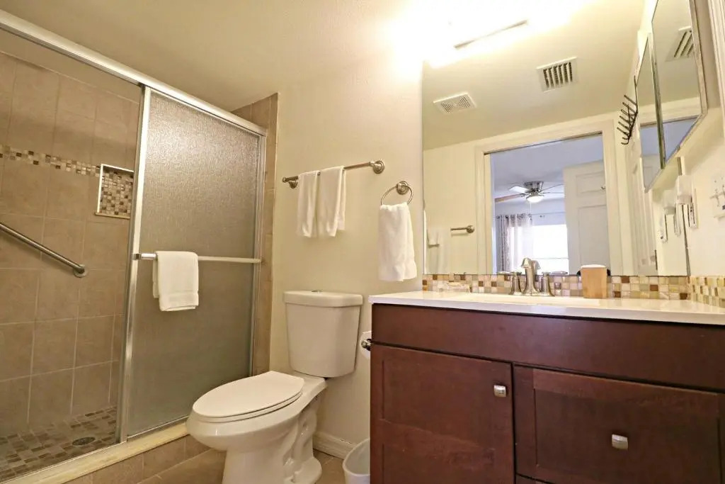 Ocean Village Club F22