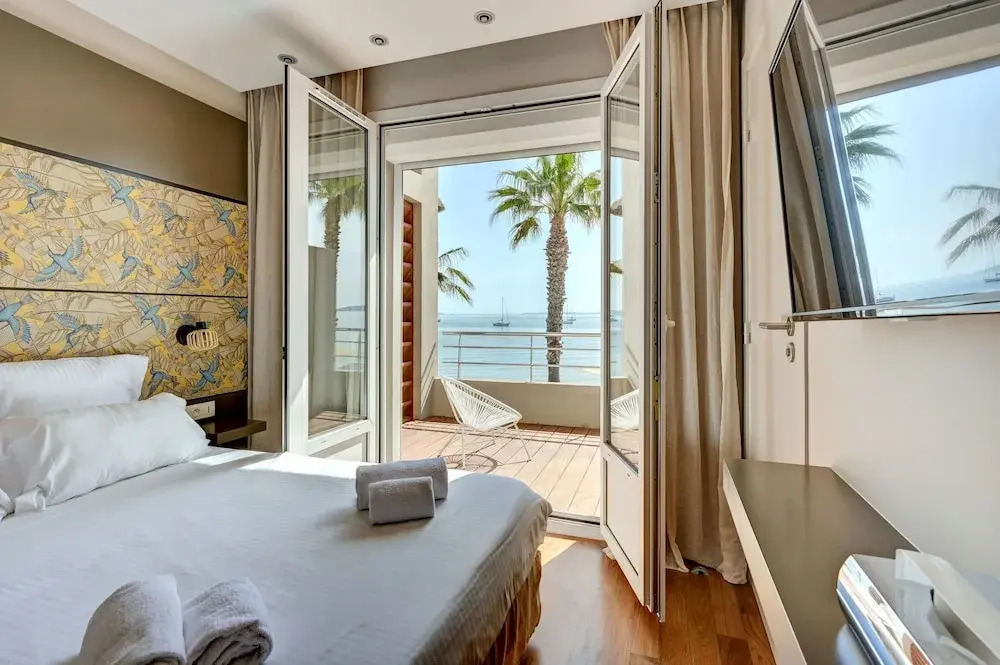 Bor Hôtel & Restaurant - Plage privée