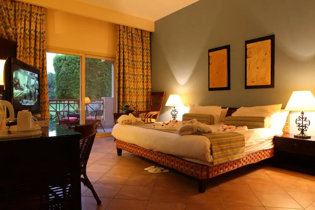 Swiss Inn Plaza Hotel