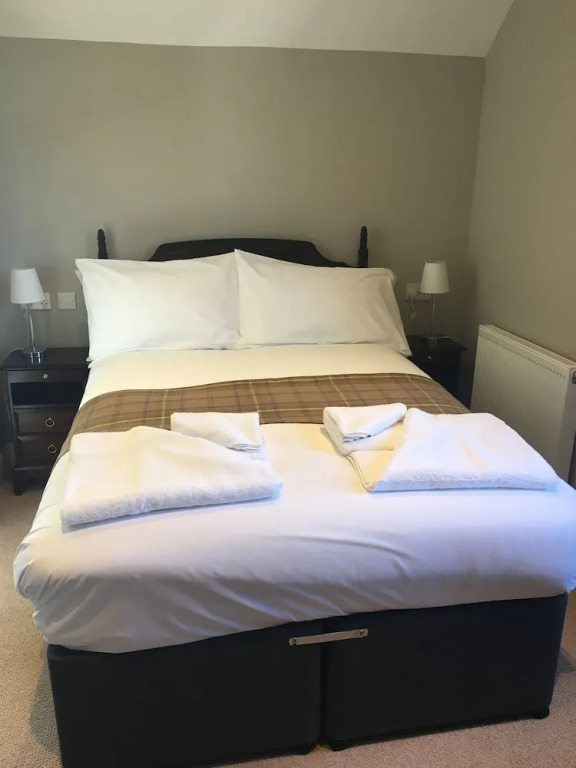 Glenisla Hotel