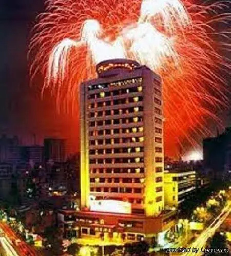Rotating Place Hotel - Foshan