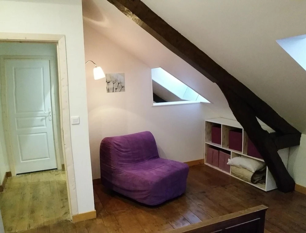 Apartment With 2 Bedrooms in Jumilhac-le-grand, With Wonderful City View, Enclosed Garden and Wifi