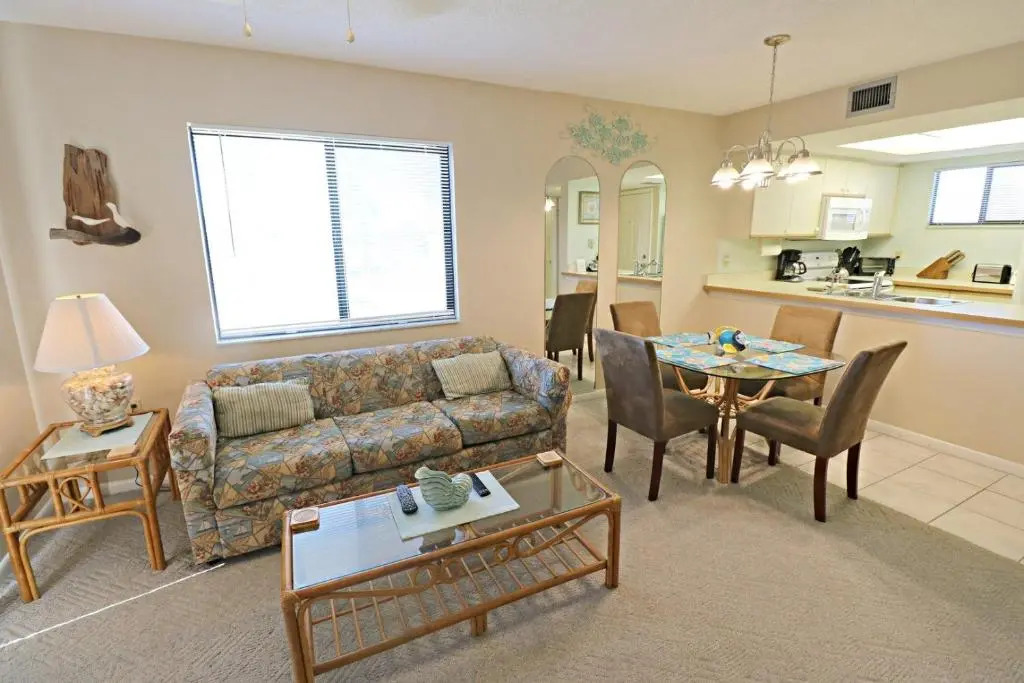 Ocean Village Club N21