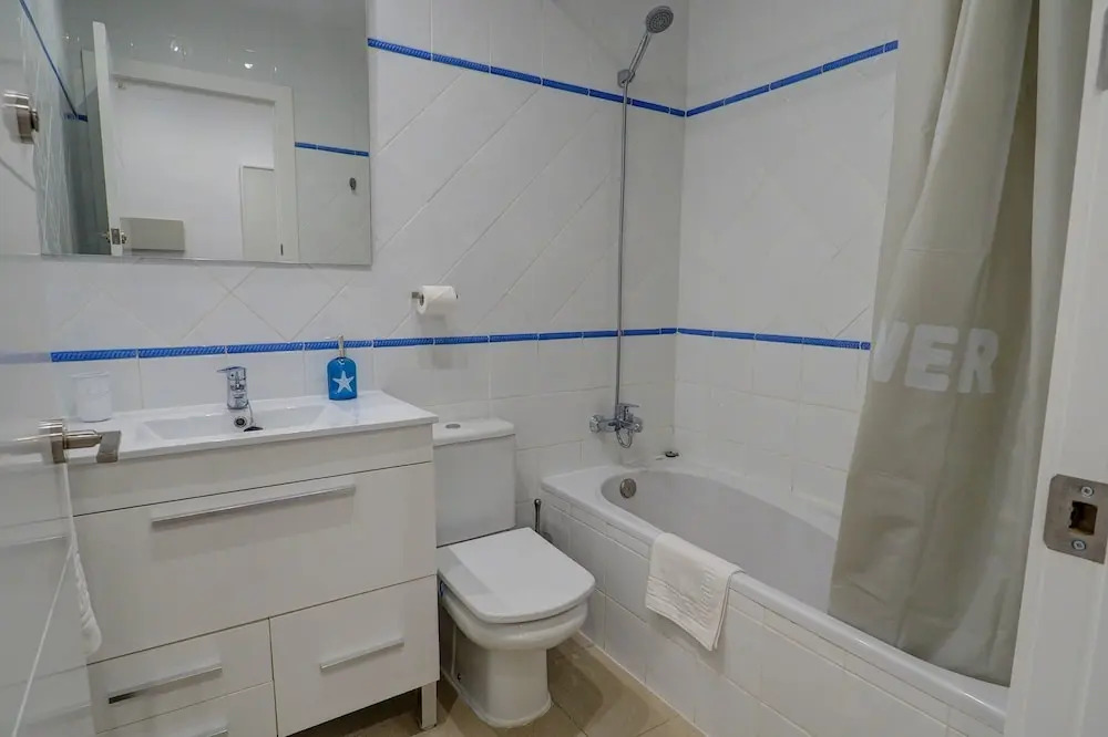 White Center Apartment by Hello Apartments Sitges