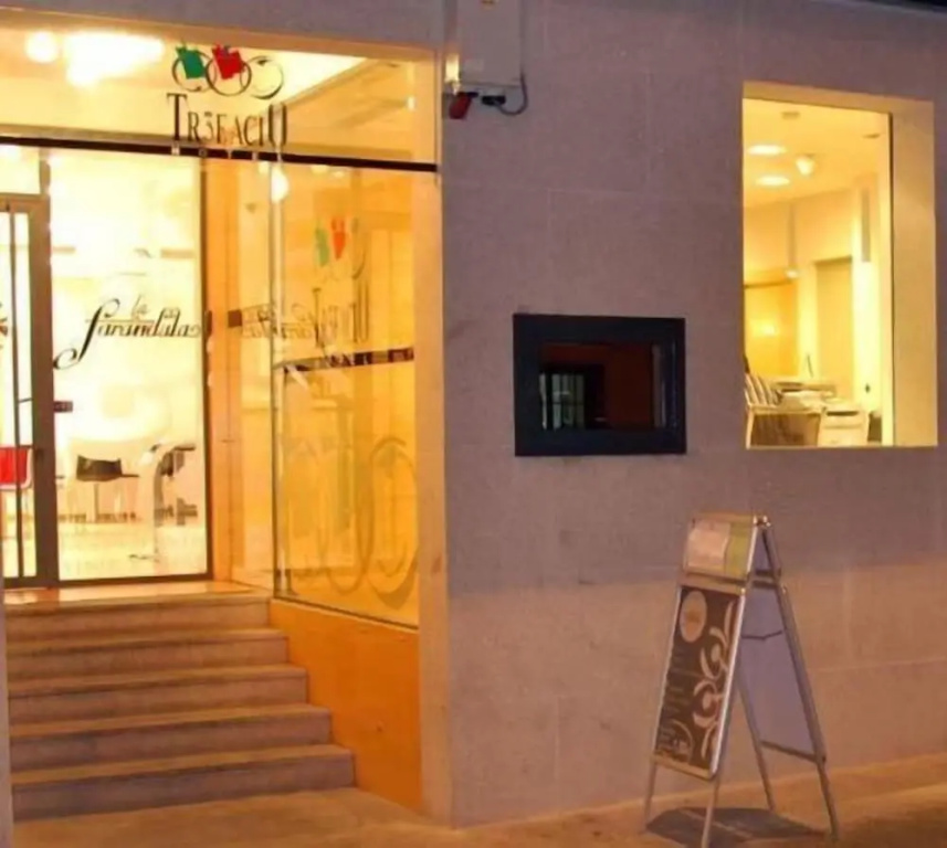 Hotel Trefacio