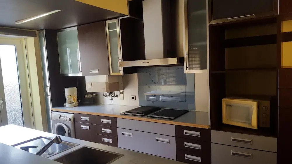 Apartment with One Bedroom in Lisboa, with Wonderful City View, Balcony And Wifi - 20 Km From the Beach