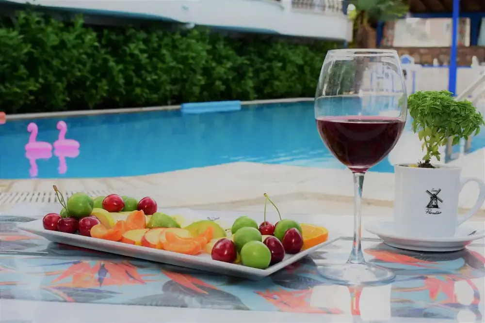 Cunda Paradise Otel