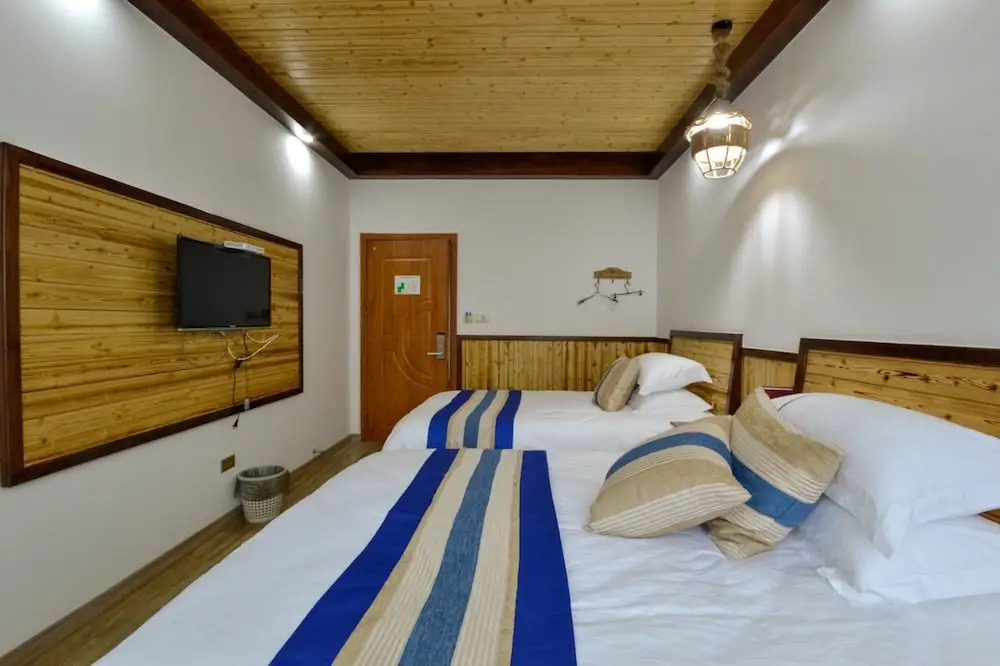 Vyluk J Hotel Lishui Rail Station