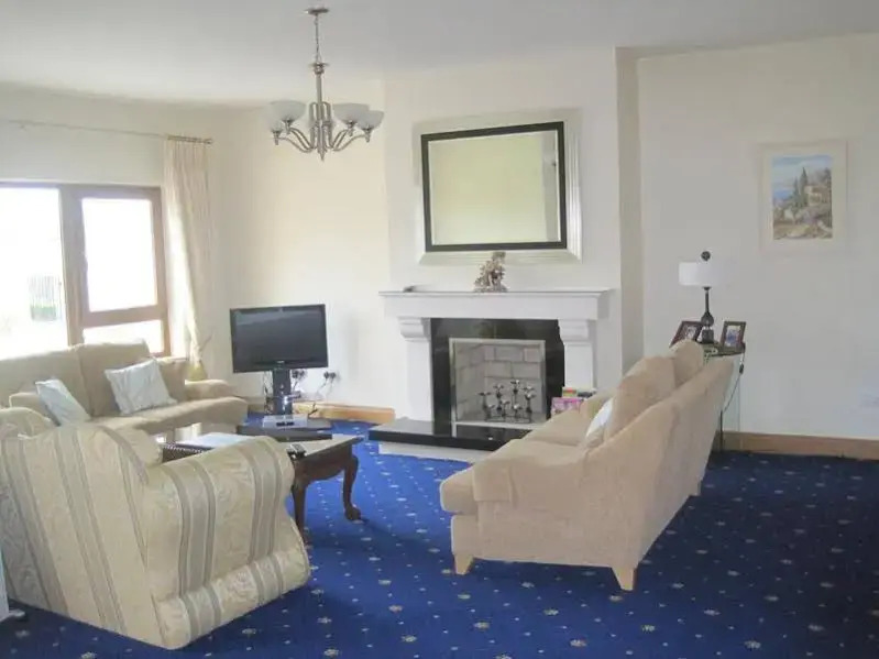 Killarney House