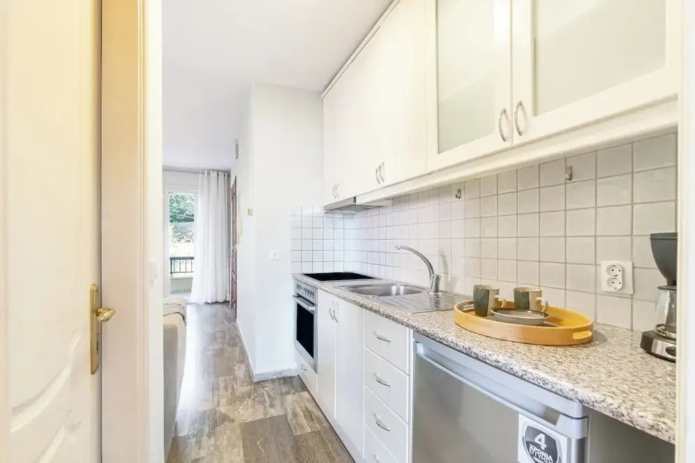 Seaview Portside apartment