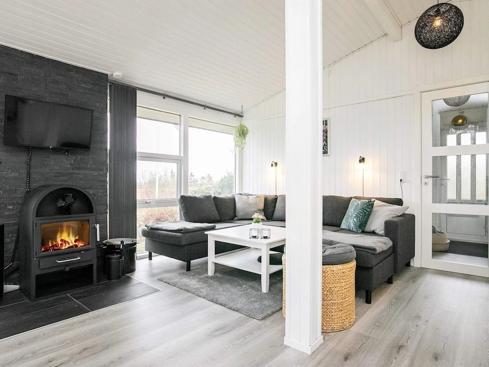 6 Person Holiday Home in Farsø