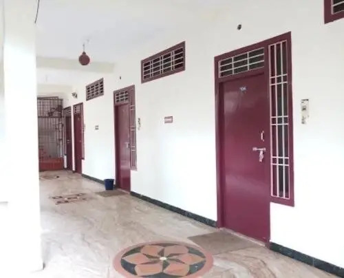 Muthu guest house