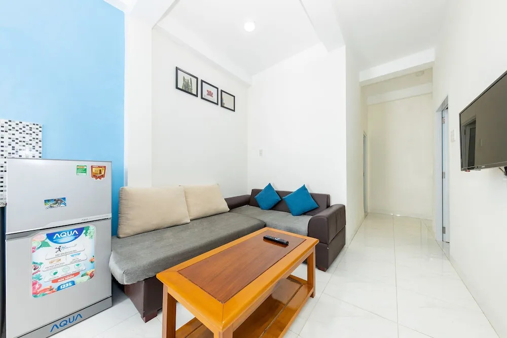 Oyo 223 May House