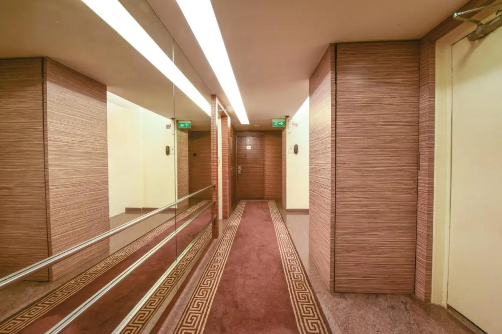 Hotel Bawa Suites Bandra