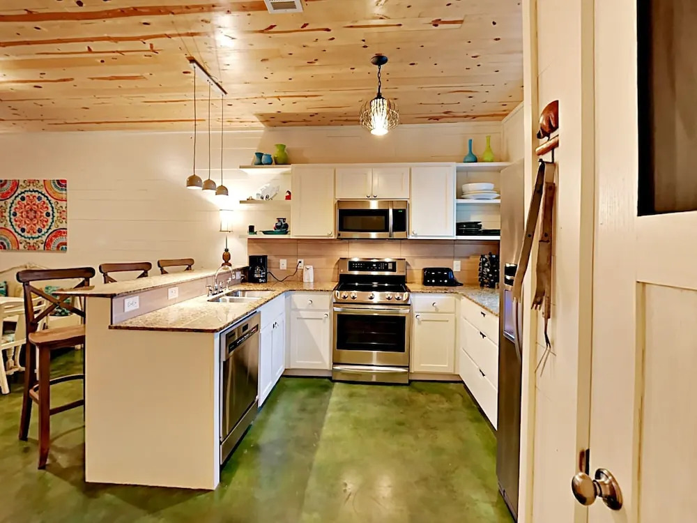 The Commons #702 - Three Bedroom Townhome