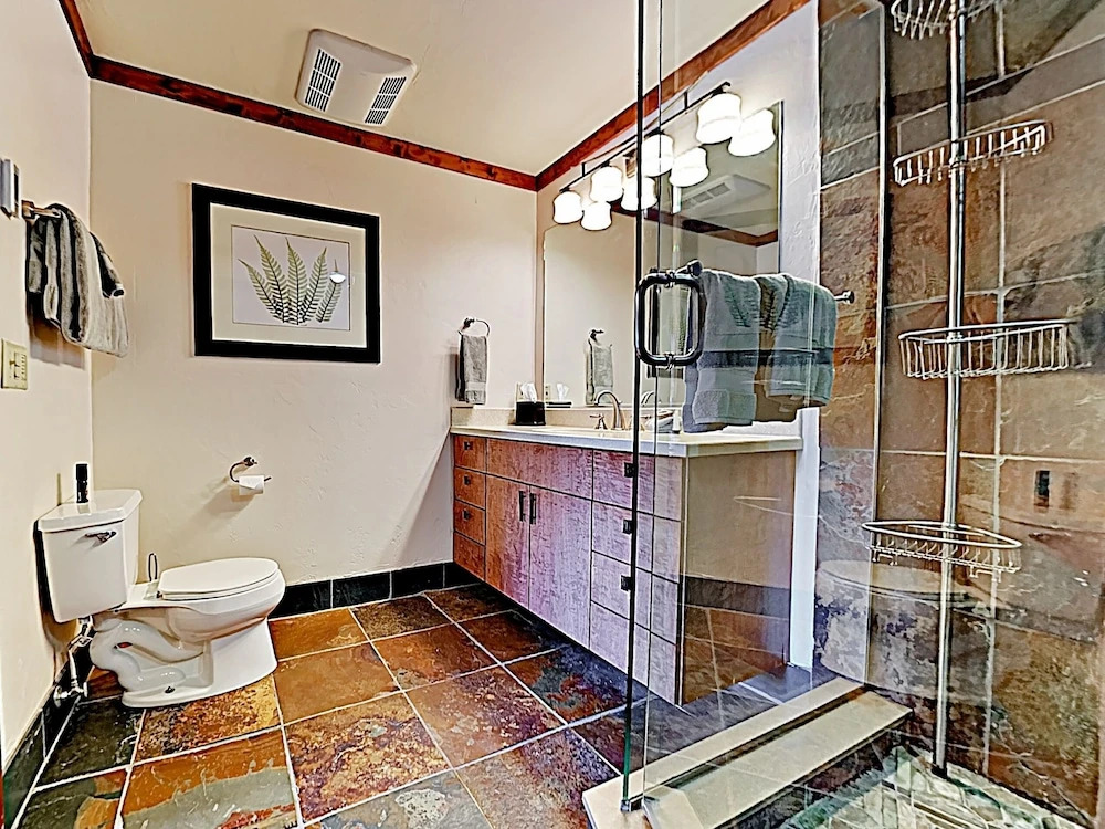 New Listing! Newly Updated Ski W/ Hot Tub 2 Bedroom Condo