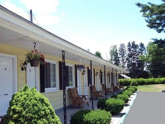 The Weathervane Motel