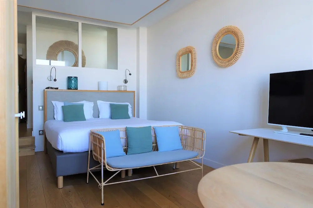 Residence Les Suites du Port - by Le Saint Ferdinand