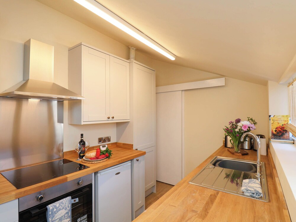 Flat 1