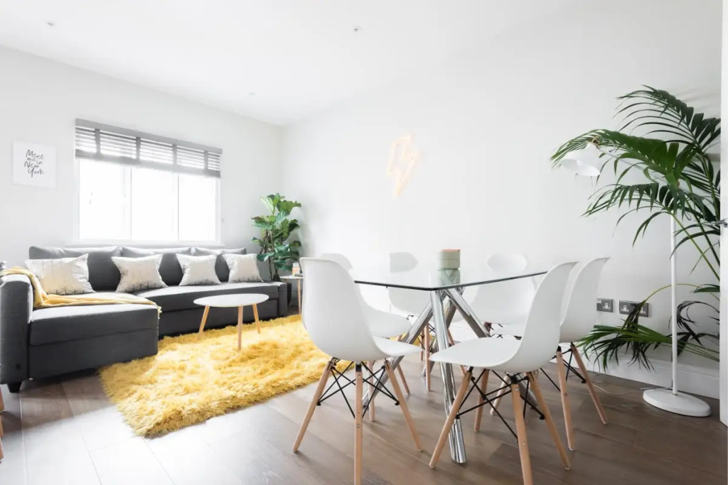 The Soho Studio - Modern & Bright 2BDR in Central London